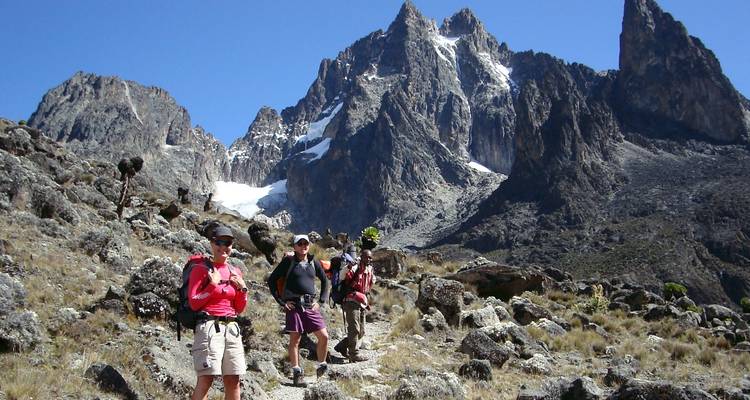 2 jours d'ascension du Mont Kenya avec nuitée - Route de Sirimon - Gracepatt Ecotours Kenya 6
