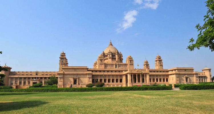 Northern India Tour with Varanasi - UncleSam Holidays 2