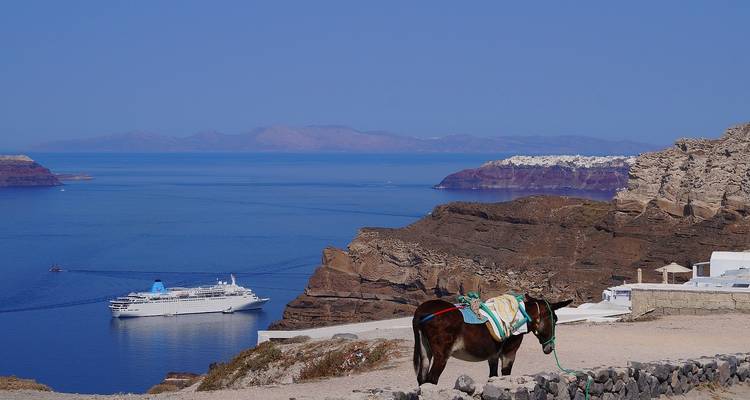 Circuit de 10 jours à Milos, Santorin et la Crète, un voyage étonnant dans les îles grecques. - Private Tours Greece 3
