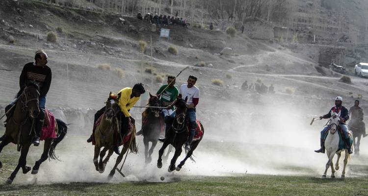 Paquetes de circuito a Skardu - viaje a Skardu en avión - Exploria 7