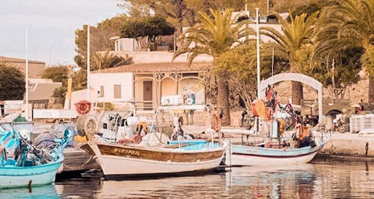Naviguer le long des belles îles de France - sailwithus 6