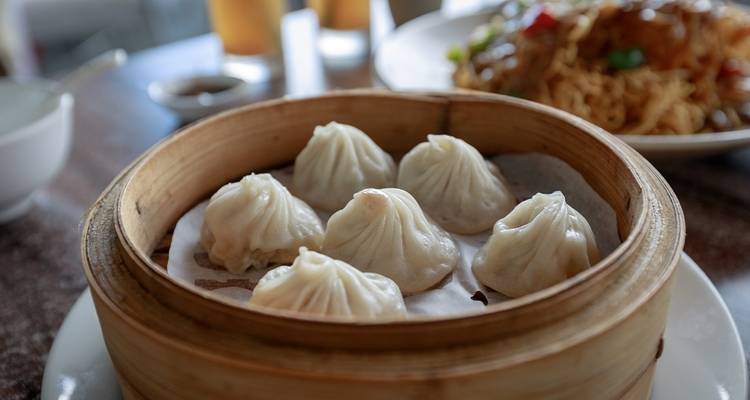 Premium China - Intrepid Premium 6