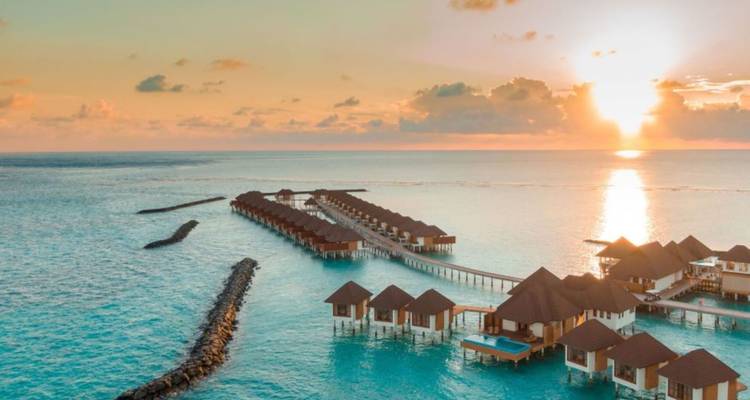 Deluxe and Adventures bestseller of Maldives - Payless tours india 3