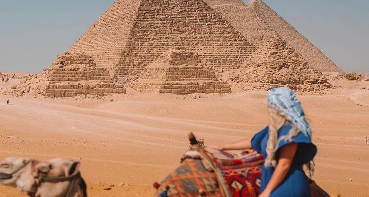 El Cairo: Pirámide de Guiza, Sakkara y Menfis circuito guiado de día completo con almuerzo - Egypt Best Holidays  1