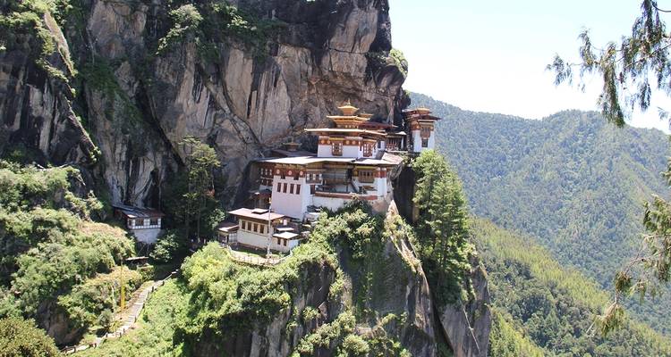 Découverte du Bhoutan Vacances de luxe 5* - Bhutan Acorn Tours & Travel 3