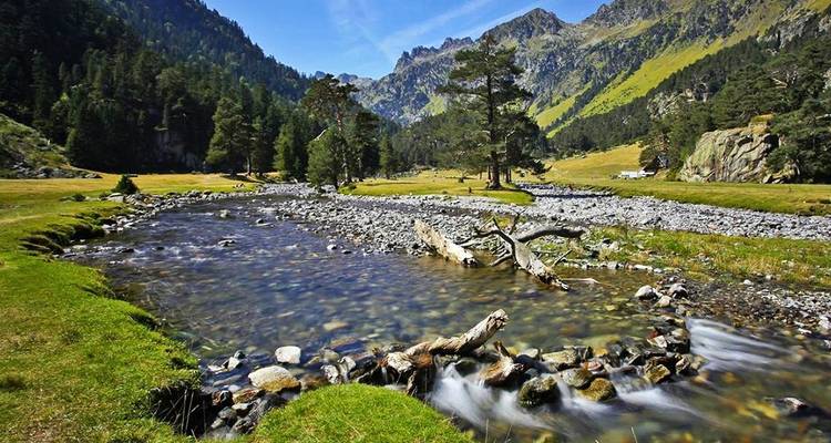 Pyrenees National Park (CAUTERETS) - Self-guided hiking tour - Traventuria 2
