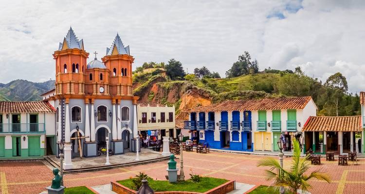 Servicio privado I gran circuito de Colombia: Bogotá, Eje Cafetero, Medellín, Tayrona y Cartagena - vuelos nacionales incluidos - The Colombian Trip 8