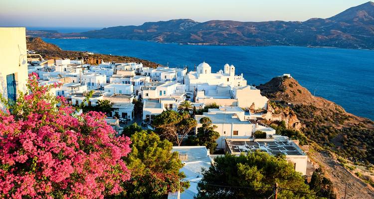 Zante, Santorini y Milos con 3 visitas guiadas - Premium - Travel Zone 7