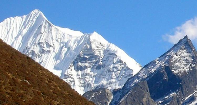 Escalada al pico de la isla con los lagos de Gokyo y excursionismo en campamento base del Everest - Accessible Adventure Pvt. Ltd 6