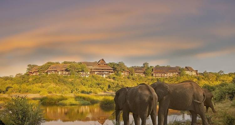 Premium Kenya et; Southern Africa Highlights - Intrepid Premium 5