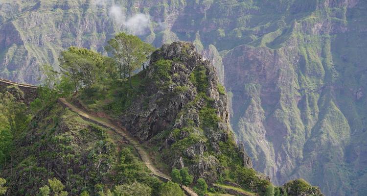 Circuit découverte des sentiers secrets de Santo Antão et São Vicente - 7 jours 6 nuits - BuCountry Tours 1