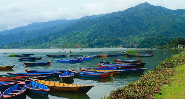 Majestuoso Nepal - Golden Triangle India Tours 4