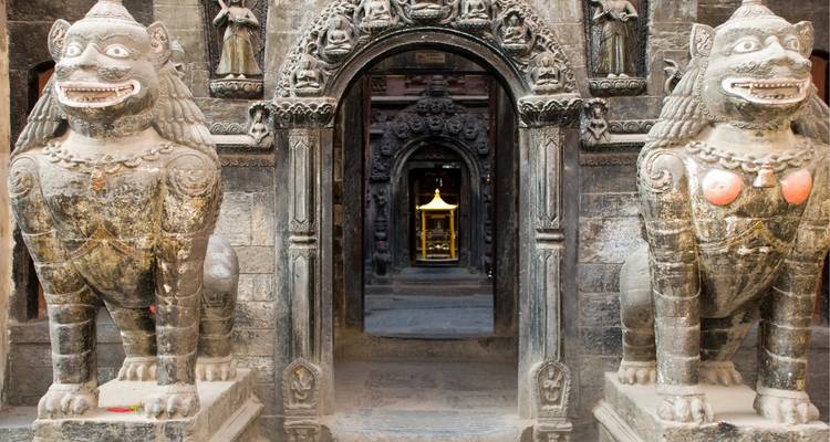 Splendeurs du Népal - Golden Triangle India Tours 7