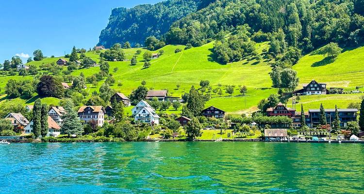 Voyage de luxe sur mesure pour la ligne Golden Pass de la Suisse, départ quotidien - Agate Travel 9