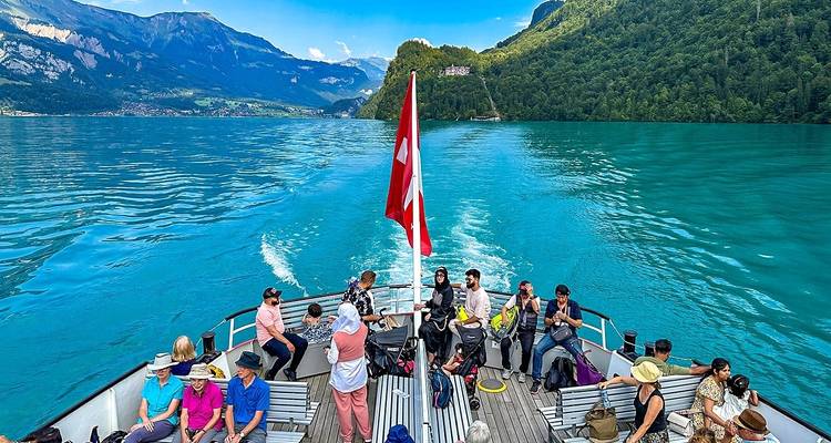 Voyage de luxe sur mesure pour la ligne Golden Pass de la Suisse, départ quotidien - Agate Travel 2