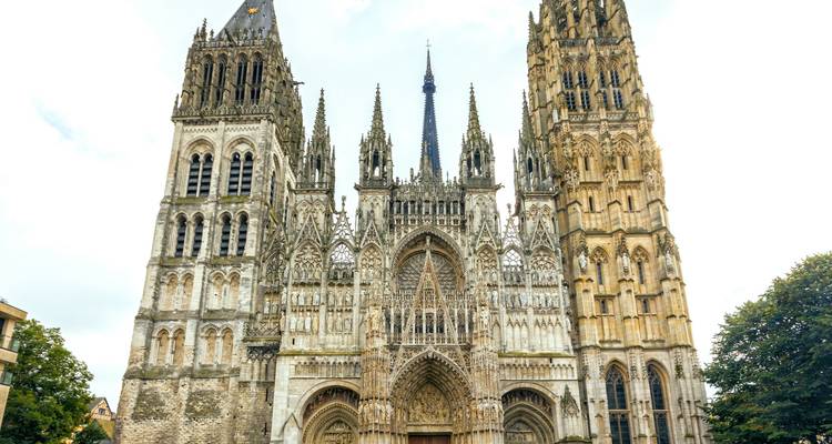 Paris to Normandy WWII Remembrance & History Cruise 2026 - Avalon Waterways 7