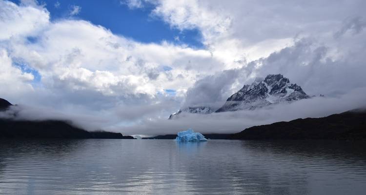 Senderismo Fitz Roy y Parque Nacional Torres del Paine - Circuito en grupo - People Travel and Experience 4