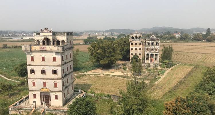 Guangdong Classic Tour: Guangzhou, Kaiping, Gulong Canyon, Yingxi Corridor, Mt Danxia 6 Days - Silk Road Trips 2