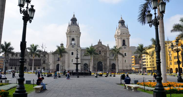 Plaza Mayor in Lima with colonial architecture.