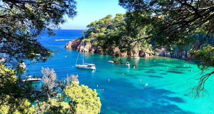 Senderismo por la salvaje costa catalana - Walking Costa Brava 4