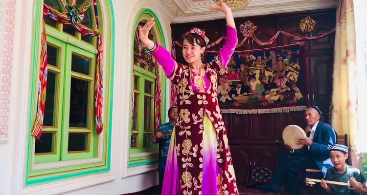 Viaje económico: Urumqi, Tianchi, Turpan y Kashgar 7 días en Xinjiang - Silk Road Trips 4