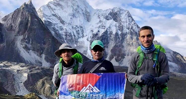 Excursión de lujo al campamento base del Everest - Alpine Ramble Treks  2
