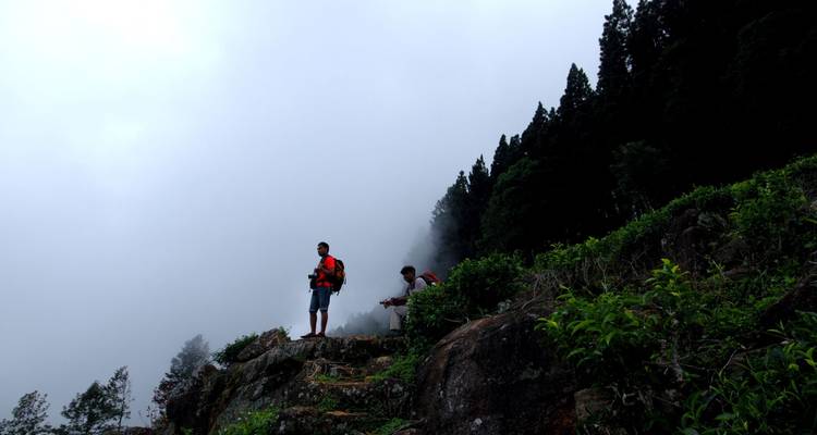 Hiking and Waterfall discovery in Sri Lanka - Koon Holidays (Pvt) Ltd 2