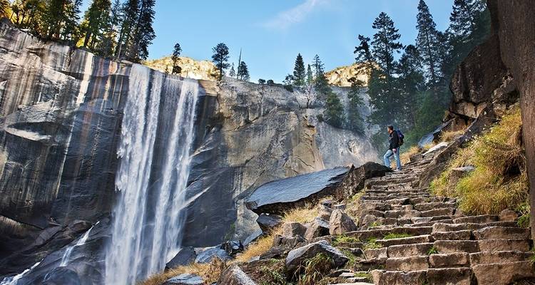 Hiking in Yosemite and the Sierra Nevada - Intrepid Travel 8