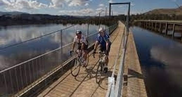 Tour de Great Victorian Rail Trail Self Guided - Tour de Vines 2