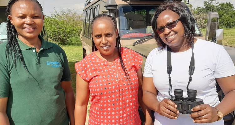 3 jours de safari dans le Masai Mara avec un groupe en 4X4 Land Cruiser Jeep - Gracepatt Ecotours Kenya 7