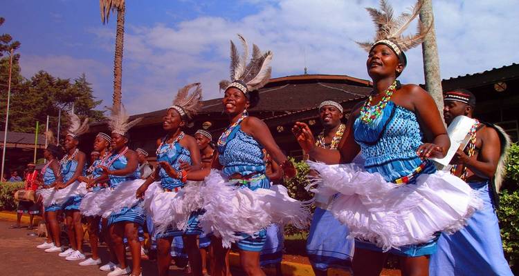 Nairobi Highlight:  Giraffe Centre, Elephant Orphanage, Kazuri Beads Factory and Bomas of Kenya Day Tour from Nairobi - Gracepatt Ecotours Kenya 1