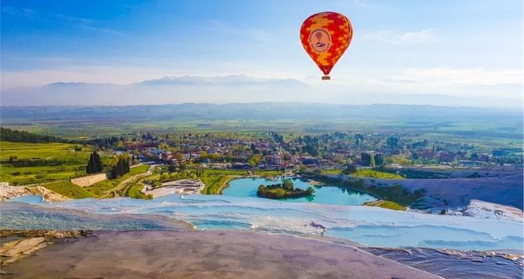 Excursion quotidienne en montgolfière à Pamukkale - TravelShop Turkey 4