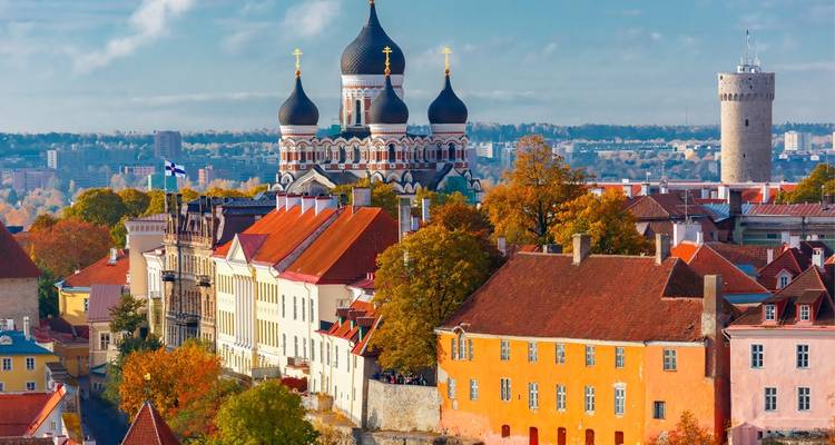 Get Social: Northern & Eastern Europe Highlights - Topdeck 9