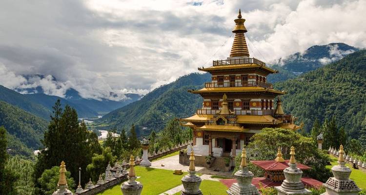 Classical  Bhutan &  India Golden Triangle & Tigers - Amazing India Tours 10