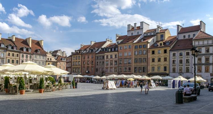 Warsaw to London Vistas (Summer) - Contiki 4
