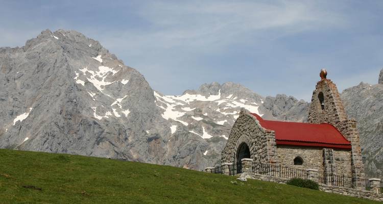 Hiking the High Trails of the Picos de Europa - Yellowwood Adventures Ltd 9