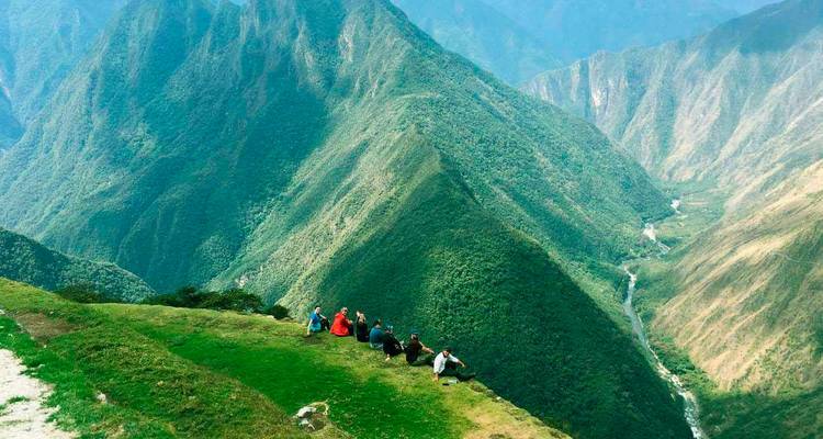 Inca Trail to Machu Picchu + Rainbow Mountain 8 days - TreXperience 3