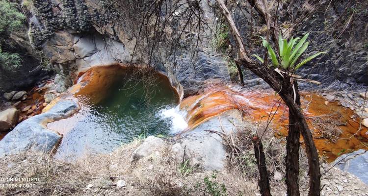 2 COLORS CANYON: 1 FULL DAY PRIVATE HIKE - Peru Trek 4 Good 2