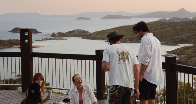 Whitehaven Beach campamento traslado - Whitsunday Island Camping Connection 3