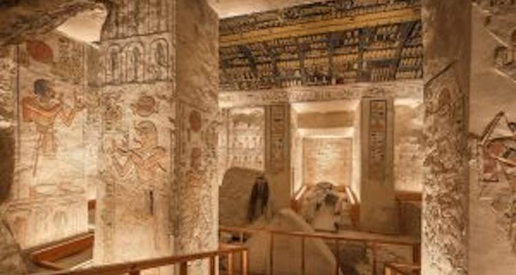 Egypt 11-Day Trip : Explore the temples and pyramids of Egypt - Globe Drifters 9
