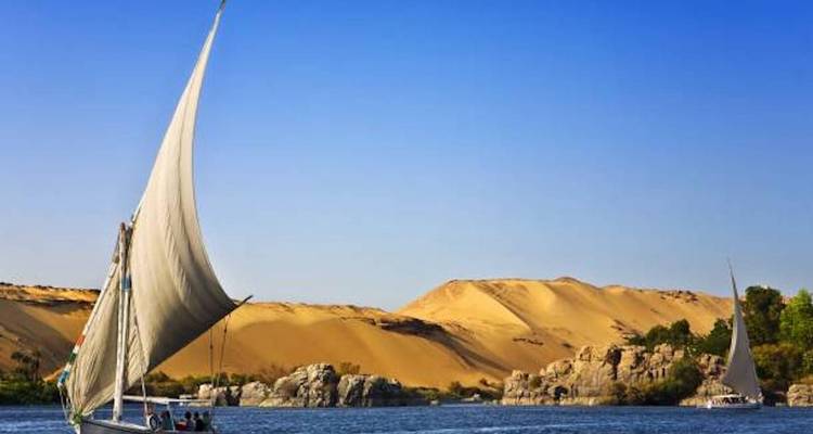 Egypt 11-Day Trip : Explore the temples and pyramids of Egypt - Globe Drifters 10