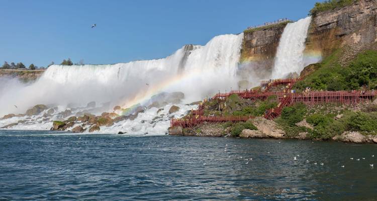 Chutes du Niagara et magasins d'usine - Amadeo 10
