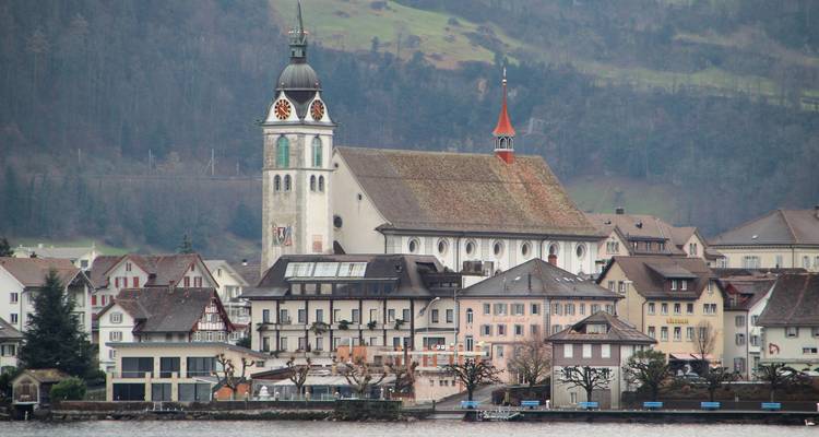 SWISS CHOCOLATE, WATERFALL AND GLACIERS - EUROLATINO Tour Operators 2