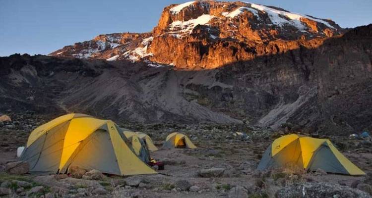 L'ascension du Kilimandjaro à la veille du Nouvel An - Great Lake Expedition 4
