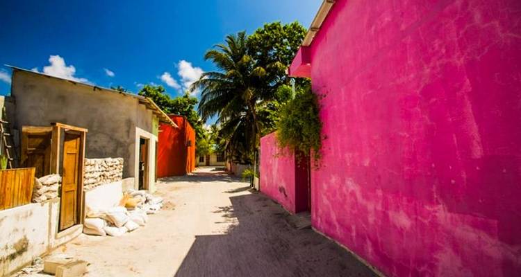 Maldives Relaxed Group Island Hopping 8D/7N - Bamba Travel 3