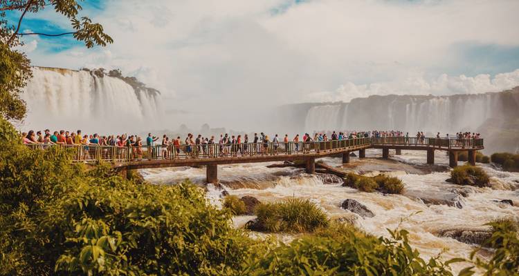 Iguazu falls, Into the Jungle - People Travel and Experience 2