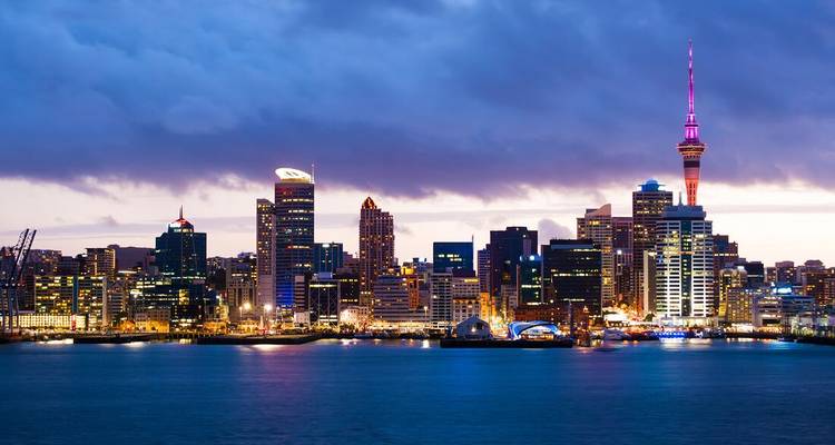 New Zealand's South to North Island Adventure (8 destinations) - Intrepid Travel 8