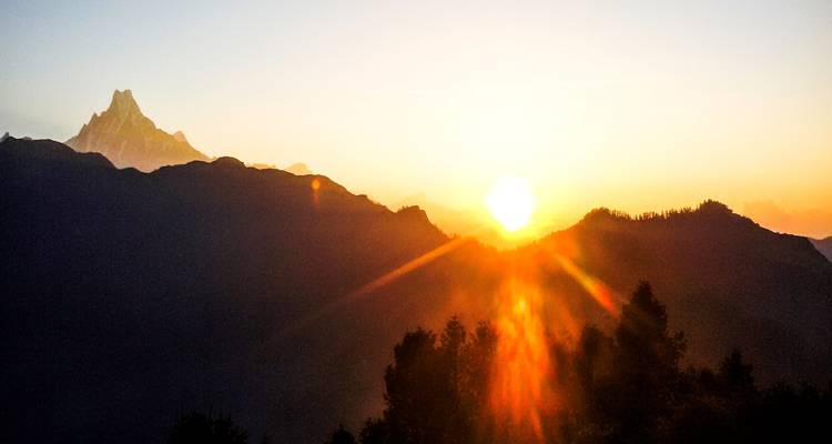 Excursionismo por el circuito poon - hill del Annapurna - Mount Adventure Holidays Pvt.Ltd 3
