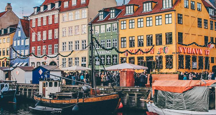 Get Social: Scandi Express (Winter) - Topdeck 1