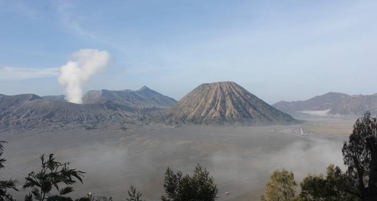 6 Nights Best of Java - Tour East Indonesia 9